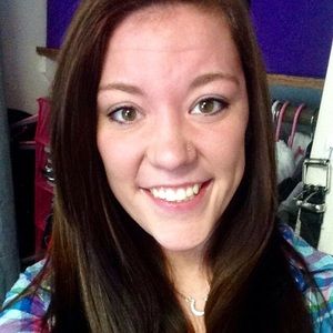 Meet your Posher, Alyssa