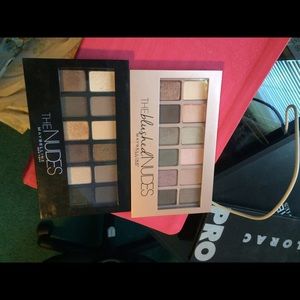 Maybelline the nudes and the blushed nudes shadow