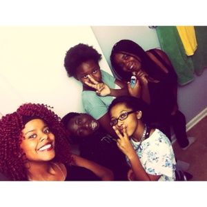 Meet your Posher, Lashai