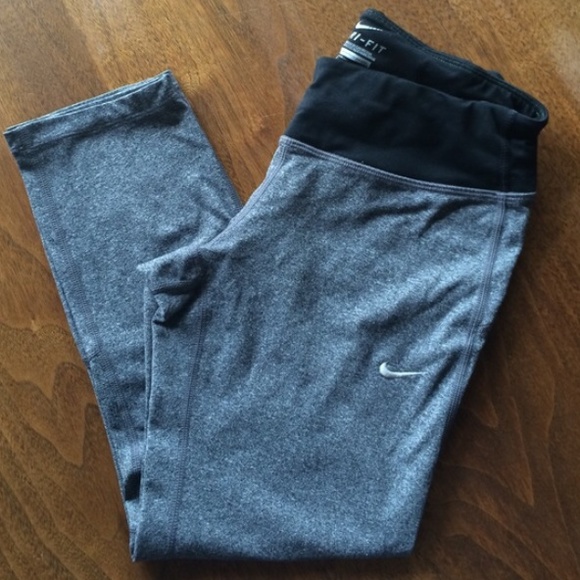 Nike Crop Pants