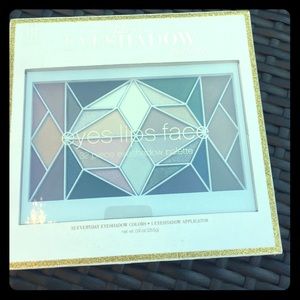 E.L.F. 32 pc Eyeshadow Palette