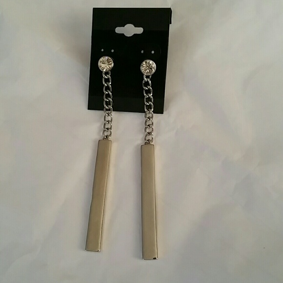 New Dangle Silver Rhinestone Earrings