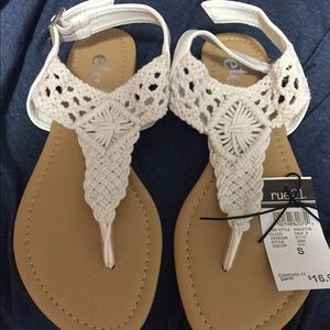Rue 21 sandals size 6/7