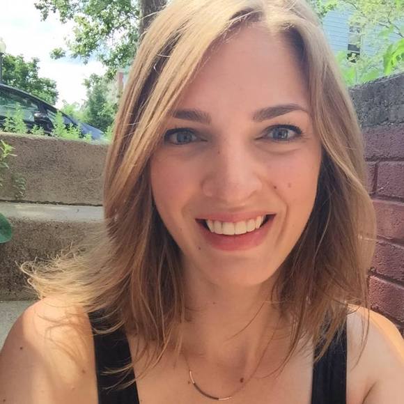 Meet your Posher, Monica