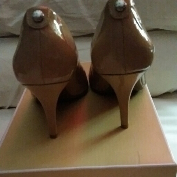 MICHAEL KORS shoes - Picture 4 of 4