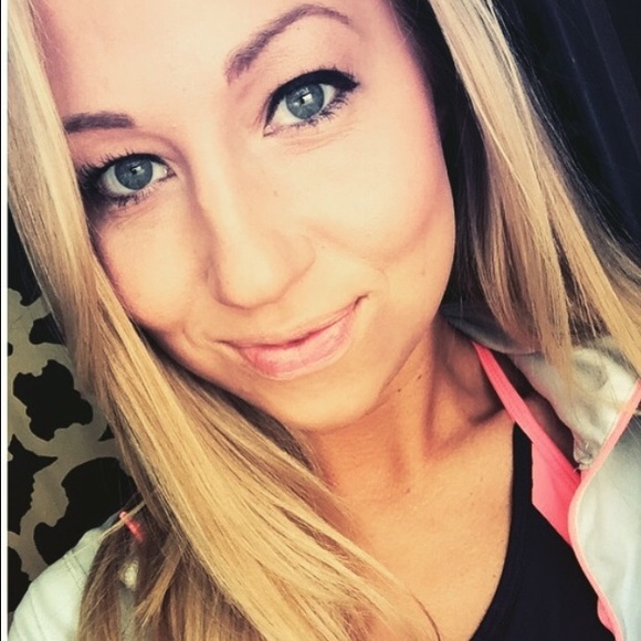 Meet your Posher, Lindsay