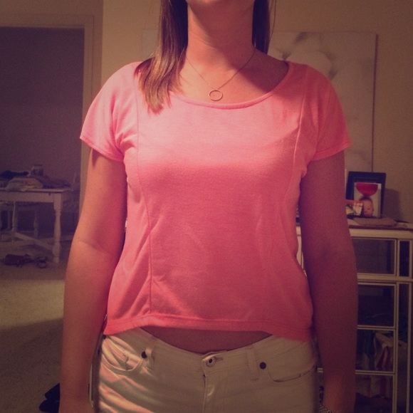 Misope neon pink front crop top