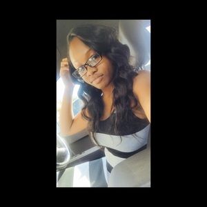 Meet your Posher, Makayla