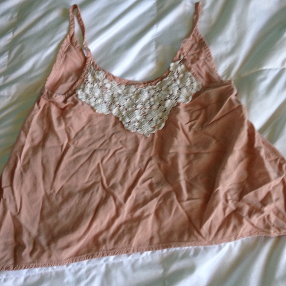 Pink floral TILLYS crop top