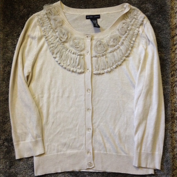 NewYork&Company off white 3/4 sleeve cardigan