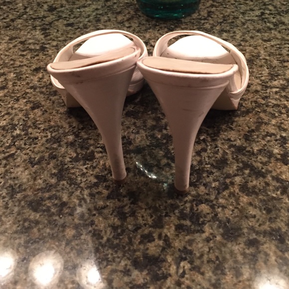 Heels - Picture 2 of 4