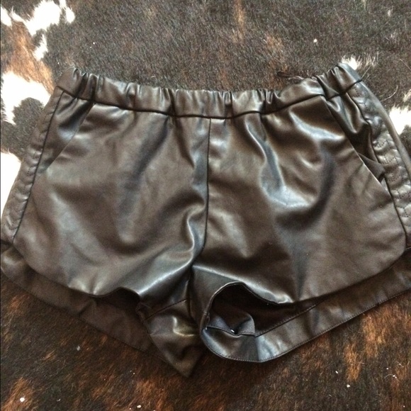 Zara vegan leather shorts