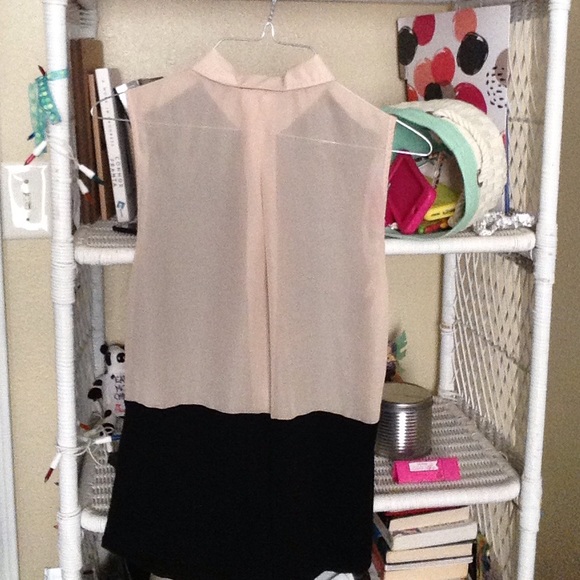 Studded Button Down Sleeveless Blouse - Picture 2 of 2