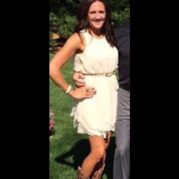 Absolutely gorgeous Jessica Simpson dress!