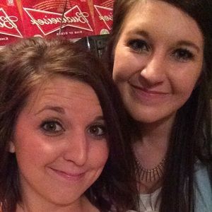 Meet your Posher, Whitney