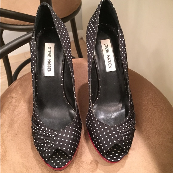 Steve Madden sexy red polkadots platform heels💋👠