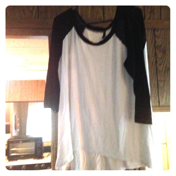 White/Black Baseball Tee