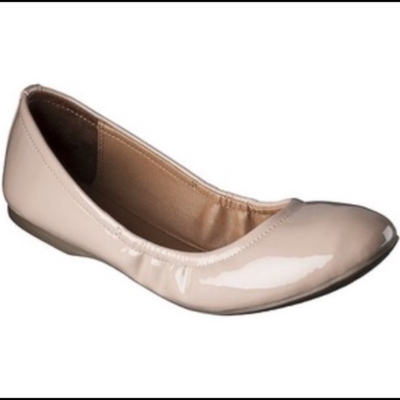 Nude Fold Up Flats