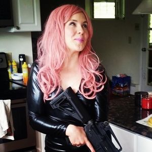 Meet your Posher, Resa