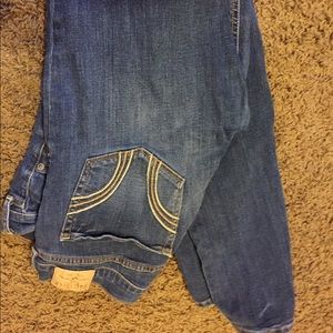 Hollister jeans traded with Becky )