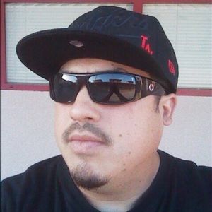 Meet your Posher, Gilbert