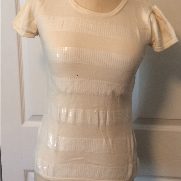 Tommy Hilfigure knit t shirt with sequin stripes.