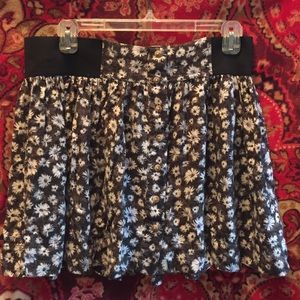 Flower pattern skirt