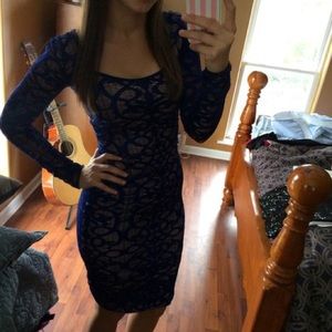 Super cute lace dress BCBG