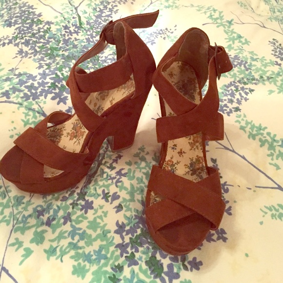 Strapped suede wedges