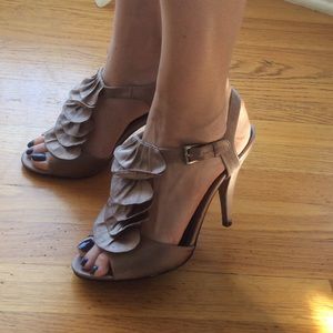Taupe Ruffled Heels, Steve Madden