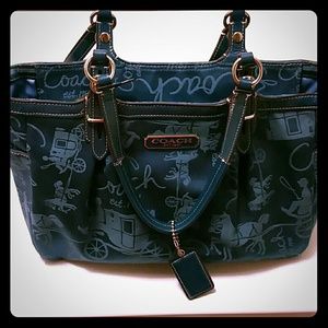 Coach signature horse and carriage bag