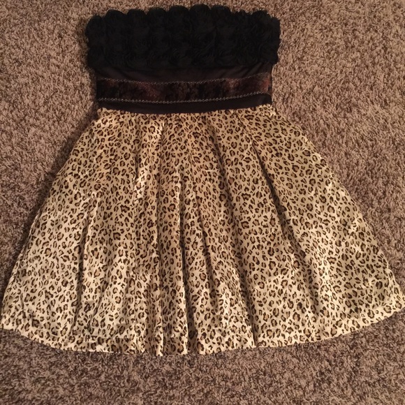 Prom / Semi formal Dress