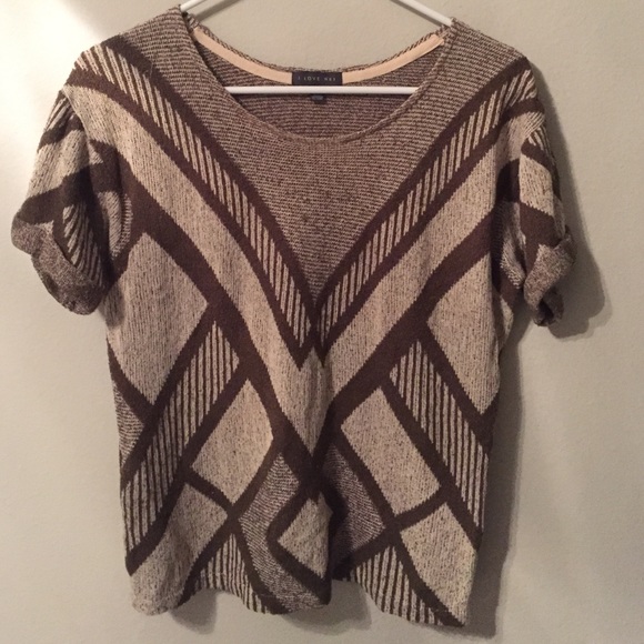 Short sleeve sweater Aztec print