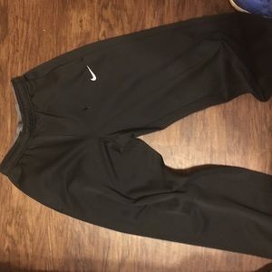 Men's medium Therma-Fit Nike sweatpants