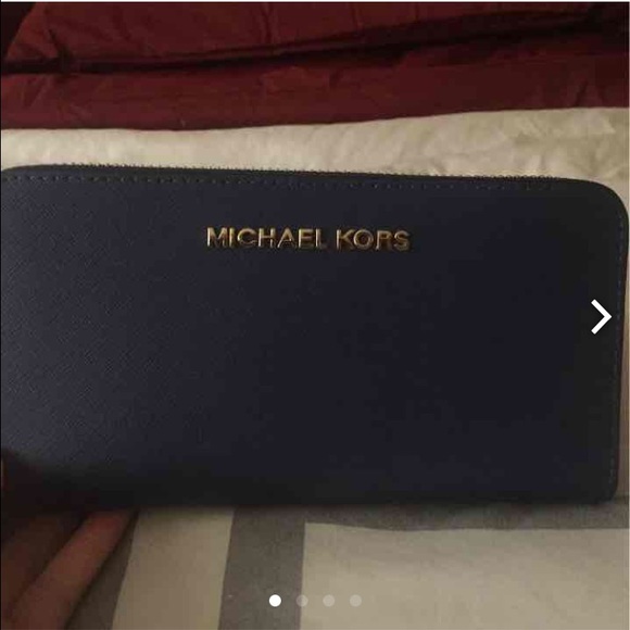 Micheal kors wallet