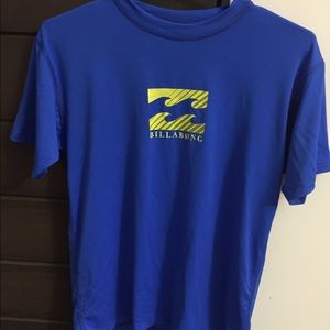 NWOT Billabong UVA/UVB Protection Surf shirt 💙☀️