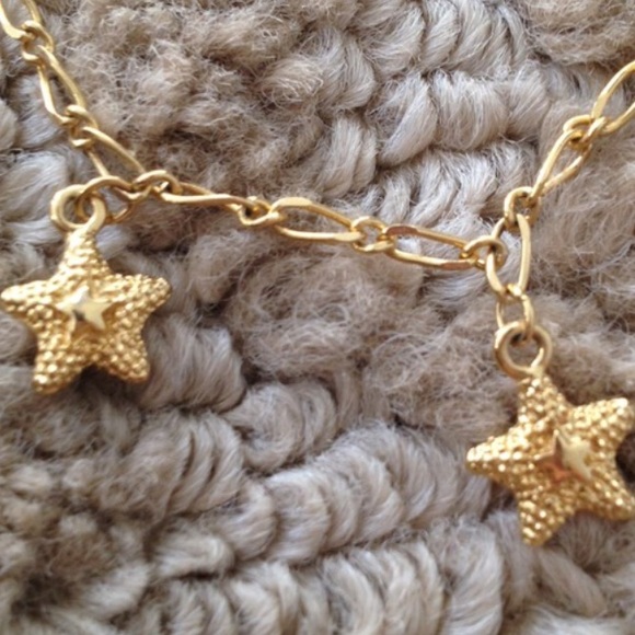 Gorgeous Gold Star Bracelet ⚡️FLASH SALE - Picture 2 of 2