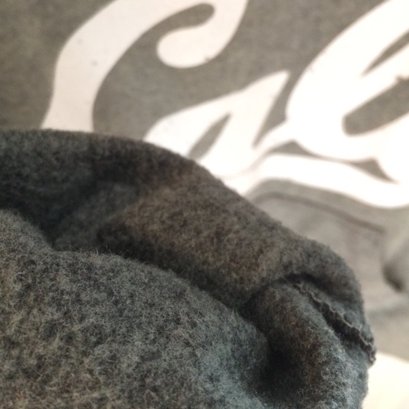 Color Block 'Cali' Sweatshirt - Picture 3 of 3
