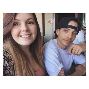 Meet your Posher, Cassandra