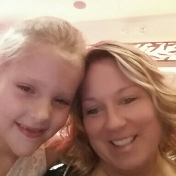 Meet your Posher, Cheryl