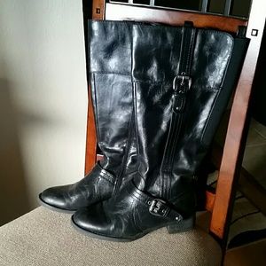 Black riding boot