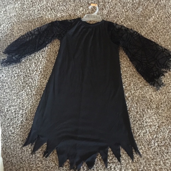 Black Spider web dress - Picture 1 of 3