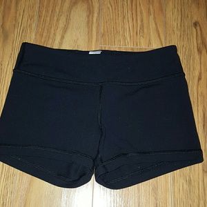 Ivivva black rhythmic shorts size 10 kids