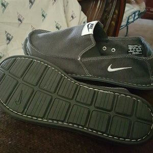 Nike casual shoes