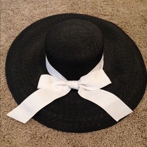 BCBG Maxazria black floppy hat with white bow