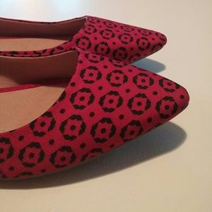 Red pointed toe flats