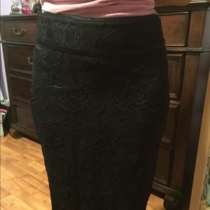 Bebe lace pencil skirt
