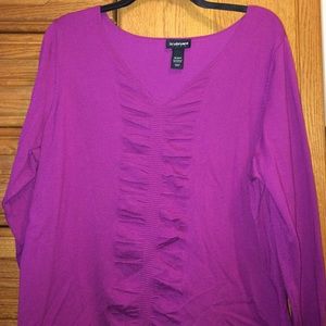 Magenta light weight sweater