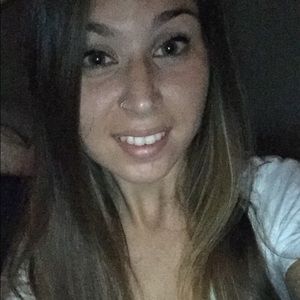 Meet your Posher, Casey