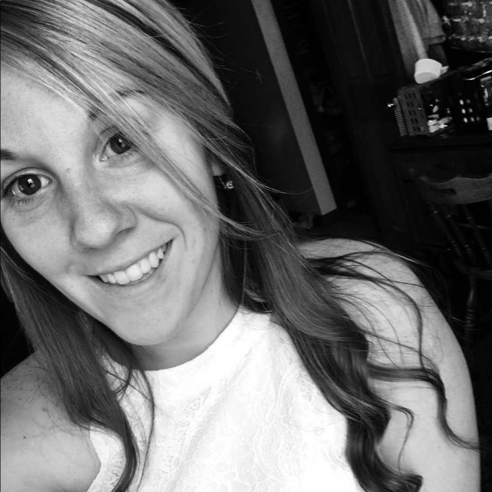 Meet your Posher, Kassandra